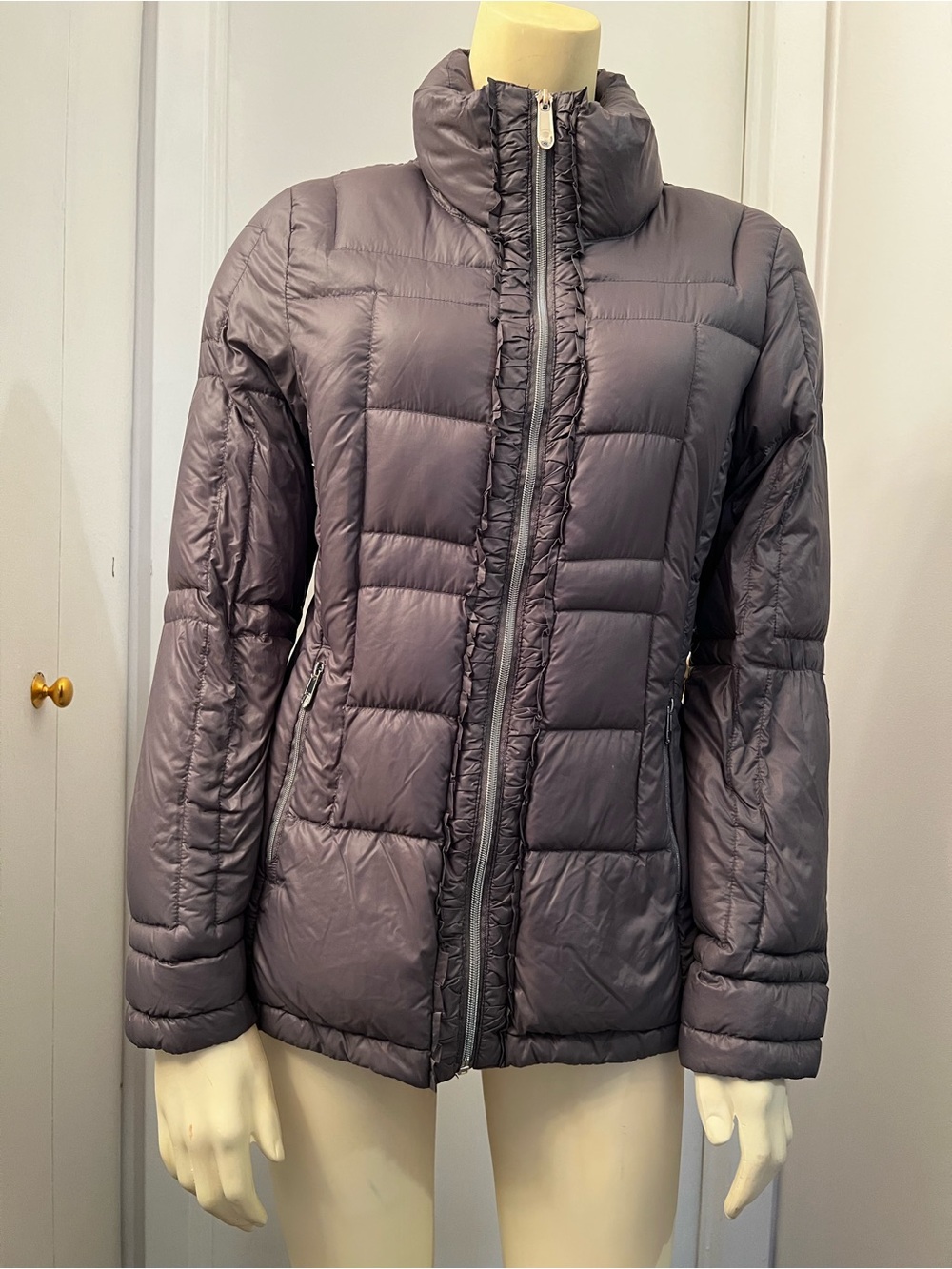 Calvin Klein Quilted Lightweight Puffer Jacket in Slate
